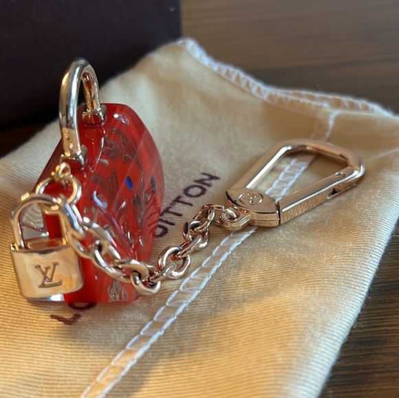 Louis Vuitton SPEEDY Keychain bag charm, Dust and LV box included, Red - Picture 5 of 9
